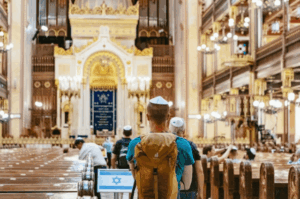 Image credit: GETYOURGUIDE חצי יום טיול ברובע היהודי בבודפשט
